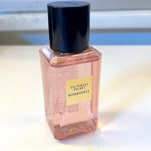 Victoria’s Secret Bombshell Fragrance Mist 2.5 oz 75ml Spray New No Box